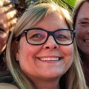 Meet your Posher, Carrie